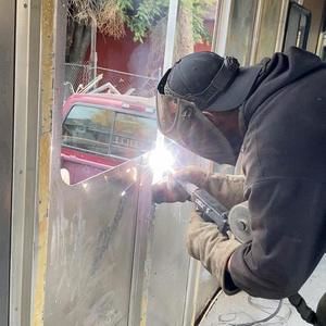 Meet your Posher, Logan